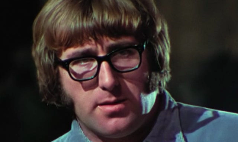 4 DE ENERO DE 1976
En su cuarto de un motel ubicado en el número 8122 de la calle West 4th de Los Angeles, Mal Evans, el antiguo amigo y colaborador de Los Beatles, es asesinado por el Teniente Charles Higbie