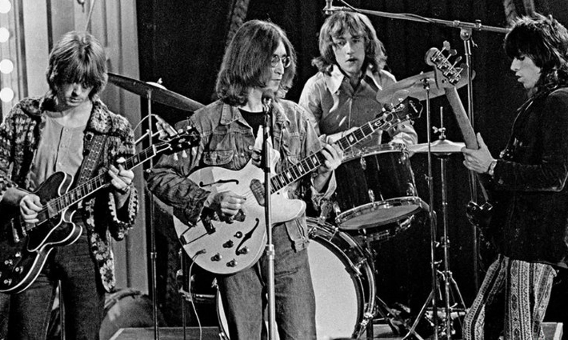 Rock And Roll Circus de los Rolling Stones, filmada en 1968, recibe su emisión televisiva en el canal BBC2 esta noche